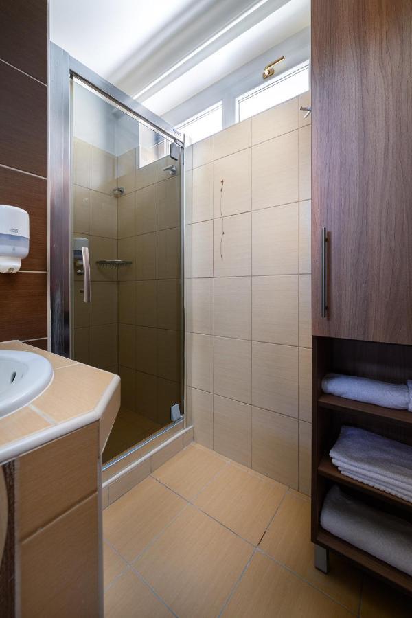Szilfa Etterem Mariann Apartman Hajdúszoboszló Exteriör bild
